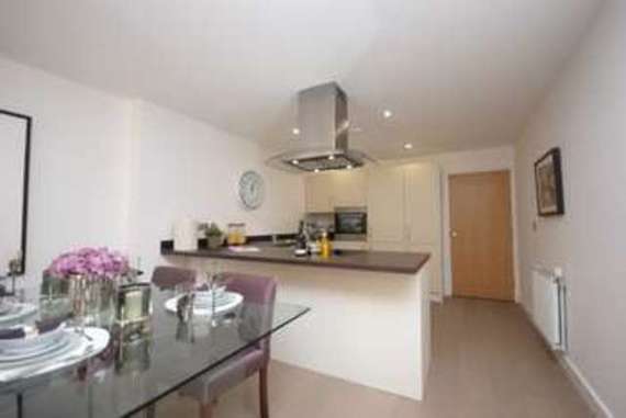 2 bedroom Flat to re...